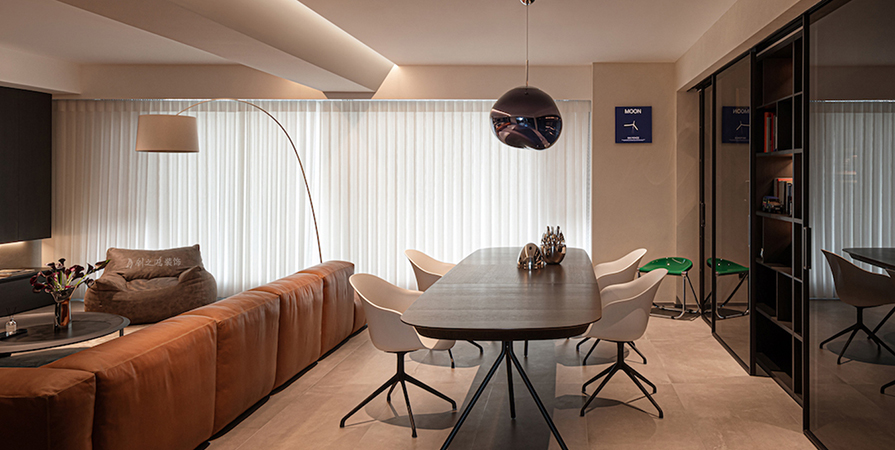 花語瀾廷139㎡現(xiàn)代極簡風格三居室裝修案例