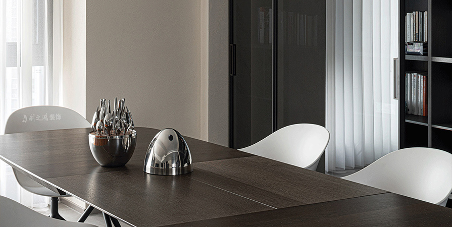 花語瀾廷139㎡現(xiàn)代極簡風格三居室裝修案例