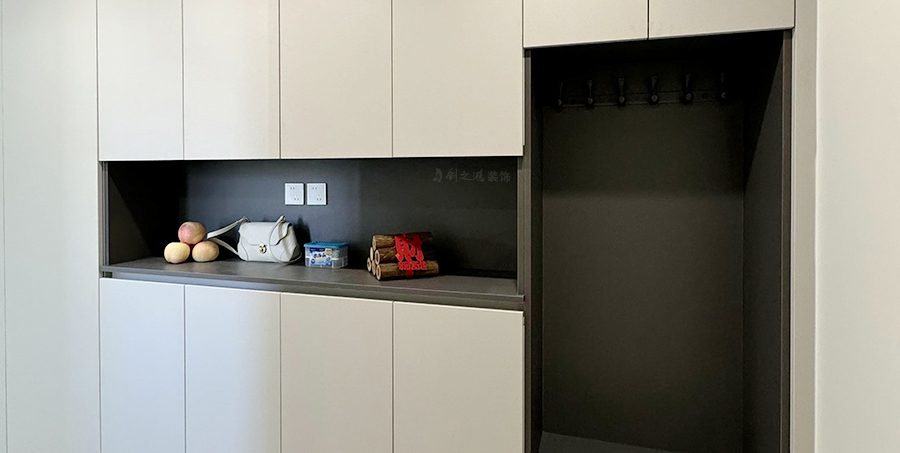 保利和光塵樾127㎡現(xiàn)代風格三居室實景案例