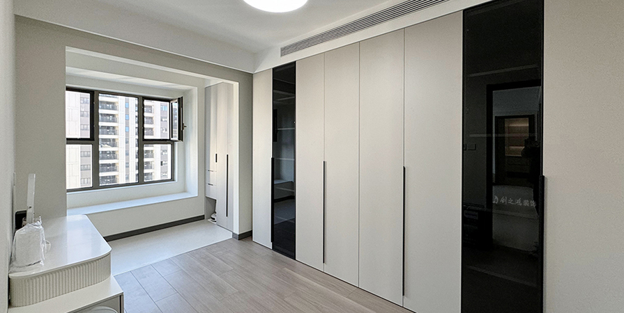 保利和光塵樾127㎡現(xiàn)代風格三居室實景案例