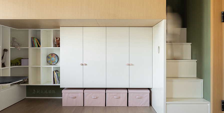 中儲城邦187㎡現(xiàn)代風(fēng)格下疊別墅裝修案例