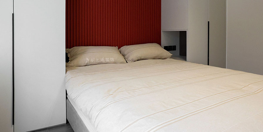 中海左岸源境82㎡現(xiàn)代風格兩居室裝修案例