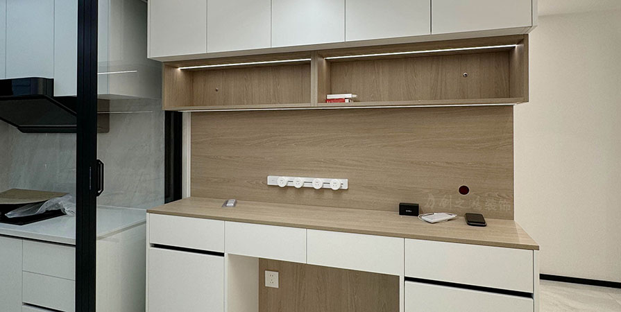 保利云禧106㎡現(xiàn)代風(fēng)格三居室實景案例