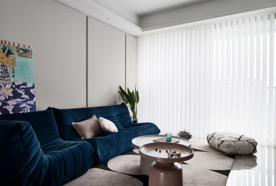 金地萬悅城95㎡現(xiàn)代風(fēng)格三居室裝修案例