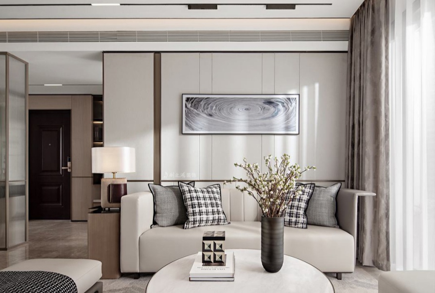 鵬飛南開學(xué)苑111㎡輕奢風(fēng)格三居室裝修案例