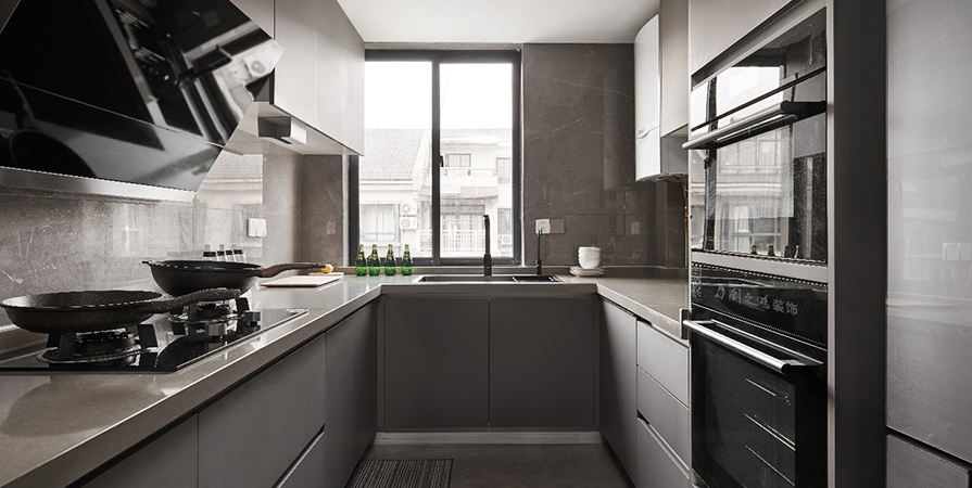 成發(fā)馨苑92㎡意式極簡風格復式裝修案例