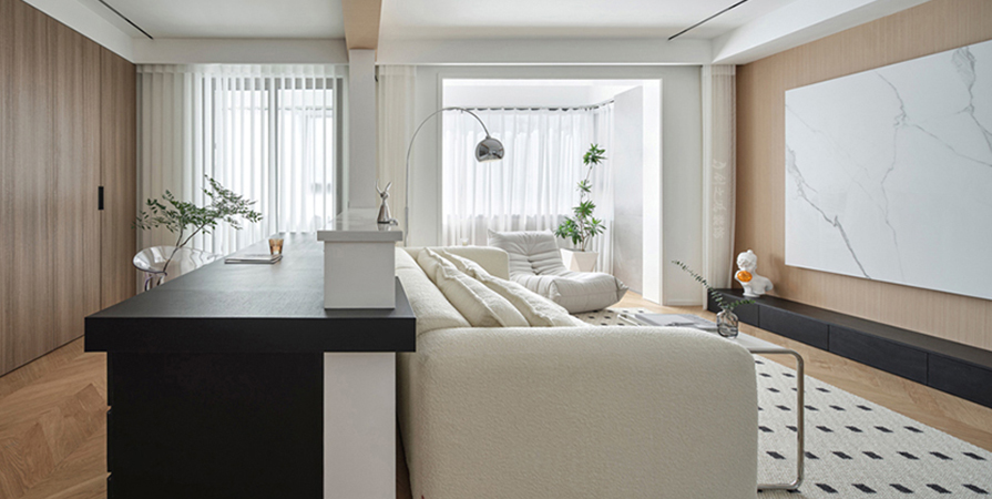 鵬飛南開學(xué)苑111㎡現(xiàn)代風(fēng)格三居室裝修案例