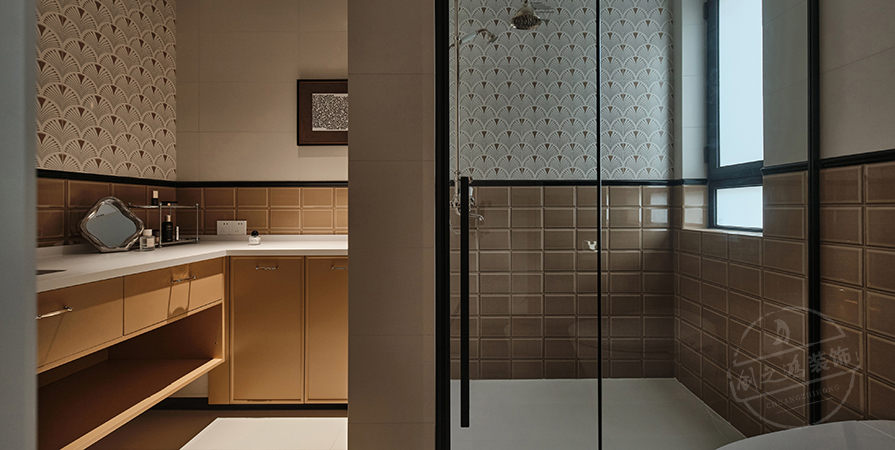 綠城·曉月晴川132㎡輕法式風(fēng)格三居室裝修案例