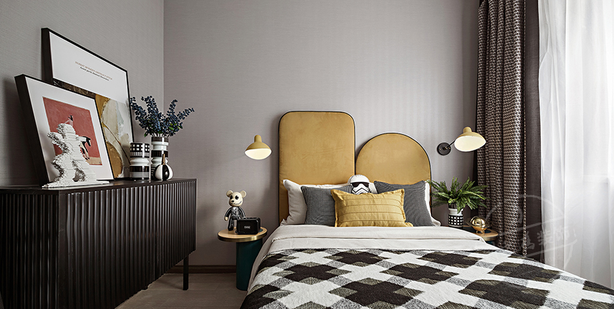 金地·青云玖璋128㎡混搭風(fēng)格三居室裝修案例