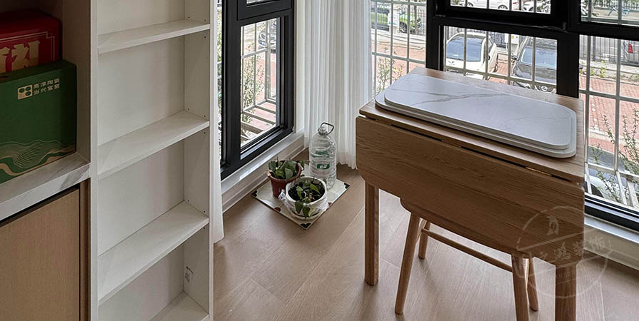 7廚房陽(yáng)臺(tái)