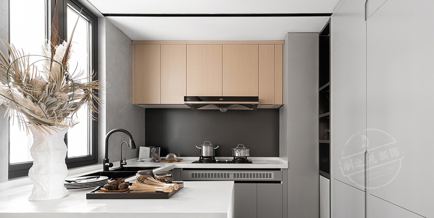 金地萬悅城127㎡現(xiàn)代風(fēng)格三居室裝修案例