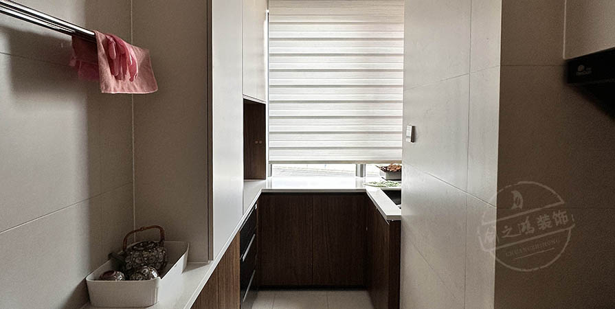 碧波園106㎡現(xiàn)代風(fēng)格三居室實(shí)景案例