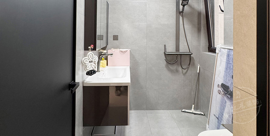 芙蓉公館102㎡現(xiàn)代風(fēng)格三居室實景案例